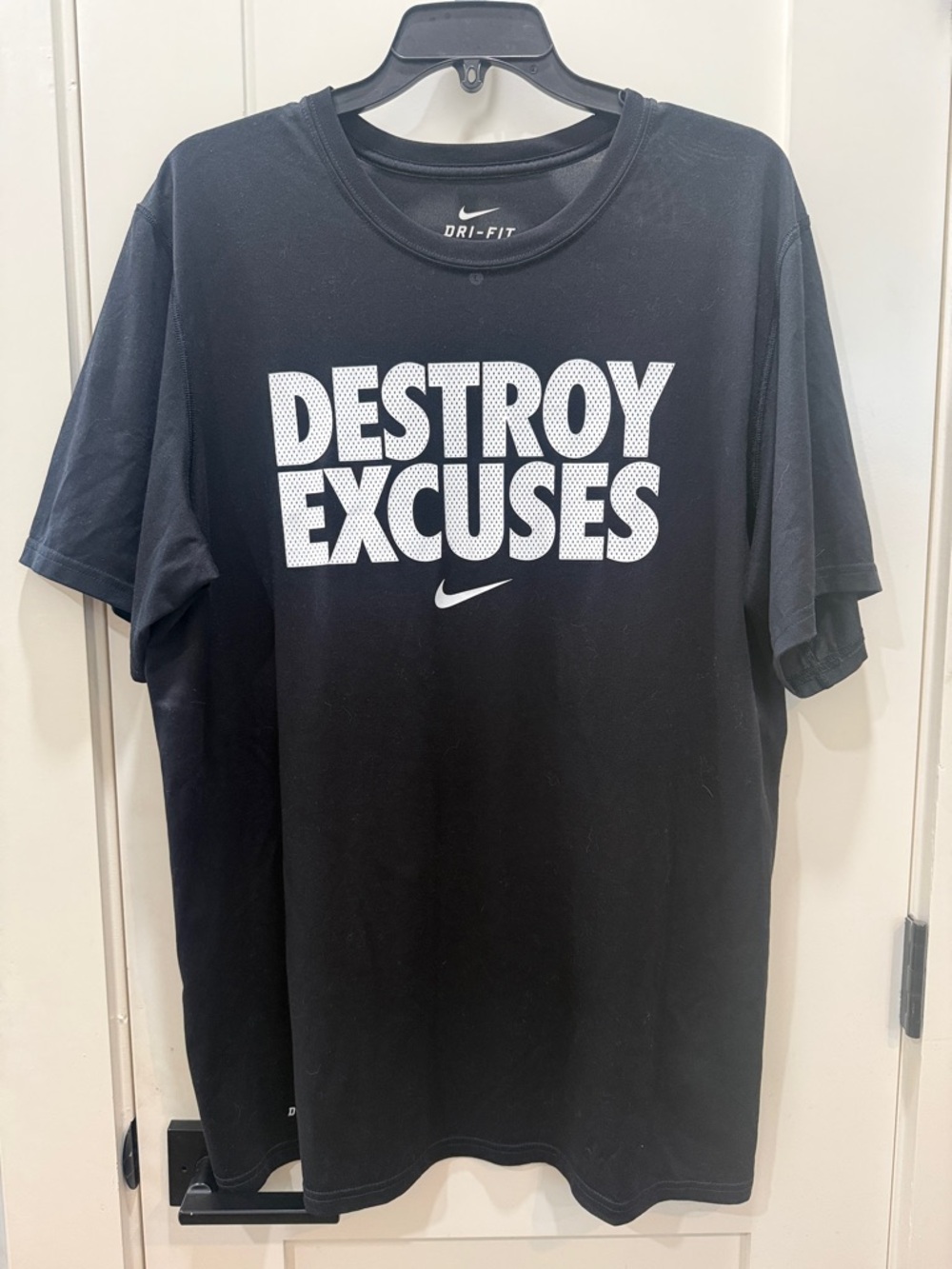 Nike Men’s Black Dri-FIT 'Destroy Excuses' Performance T-Shirt